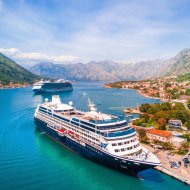 Cruise Ship
